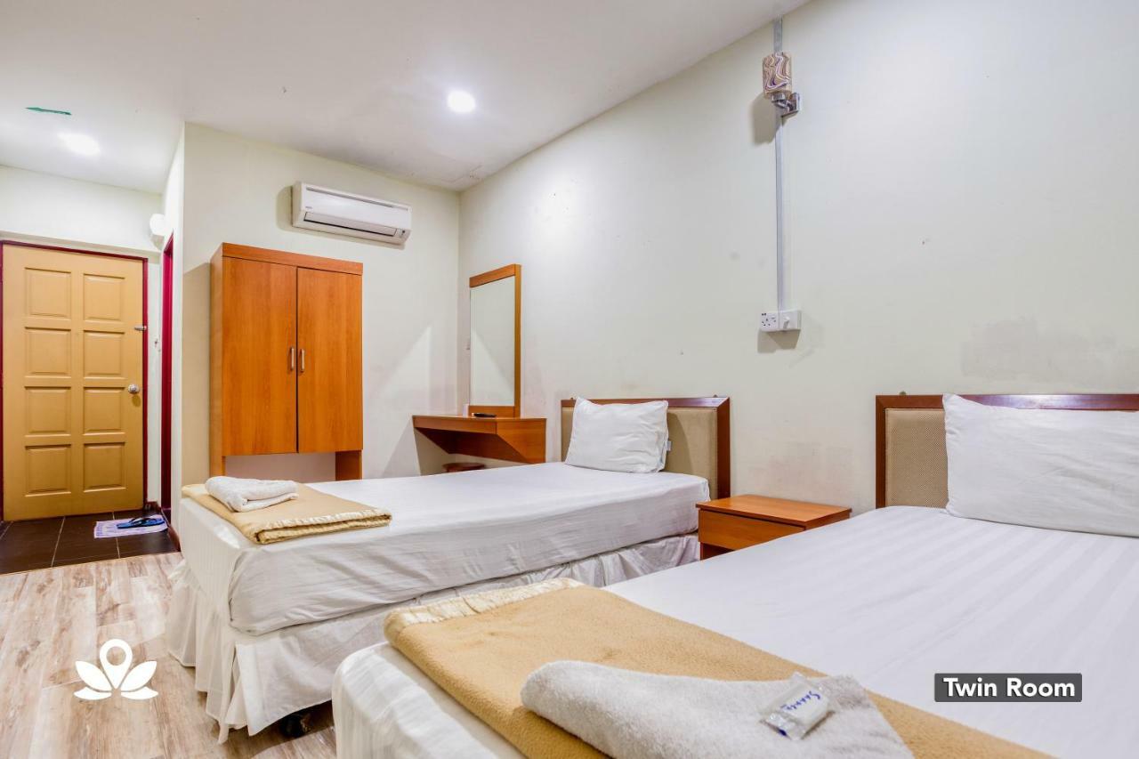 Hotel Sri Malim Tanjong Malim Kültér fotó