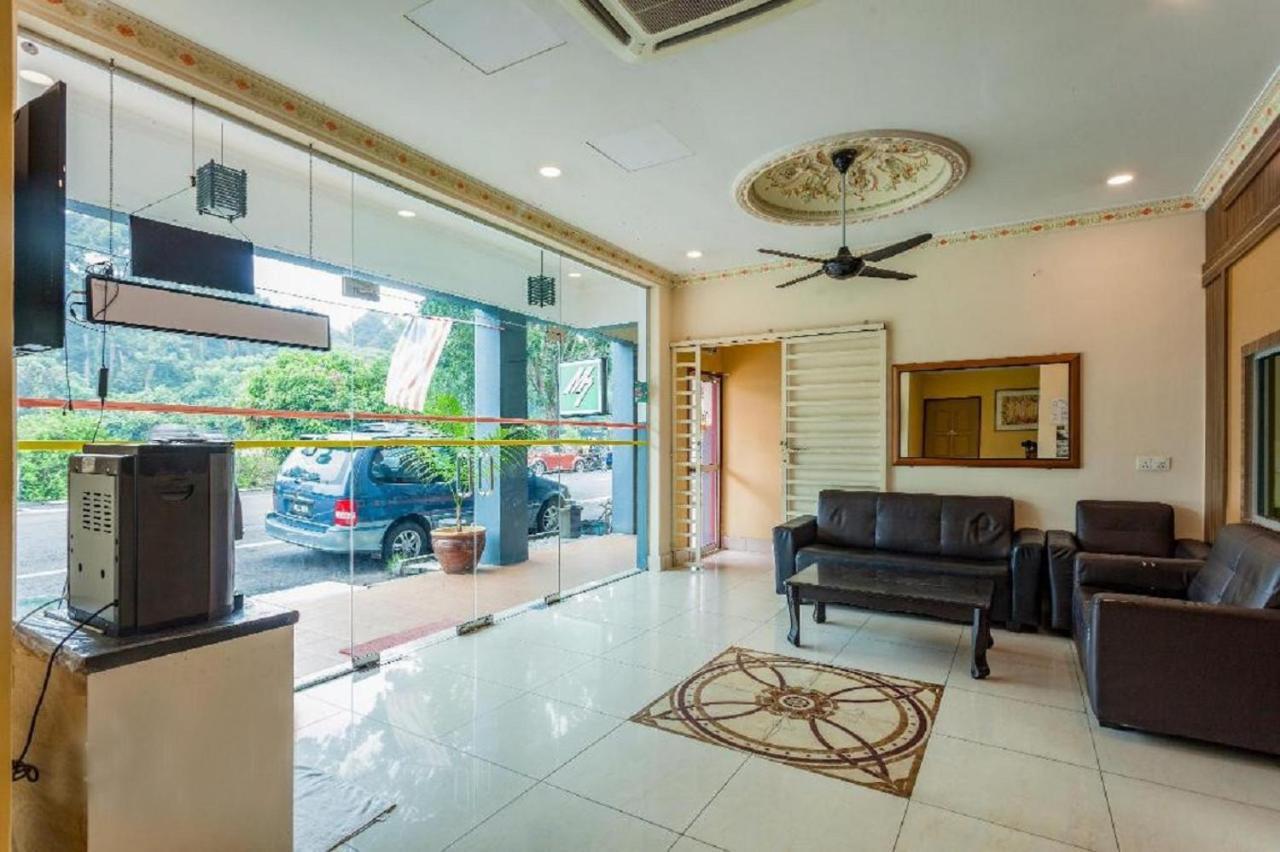 Hotel Sri Malim Tanjong Malim Kültér fotó