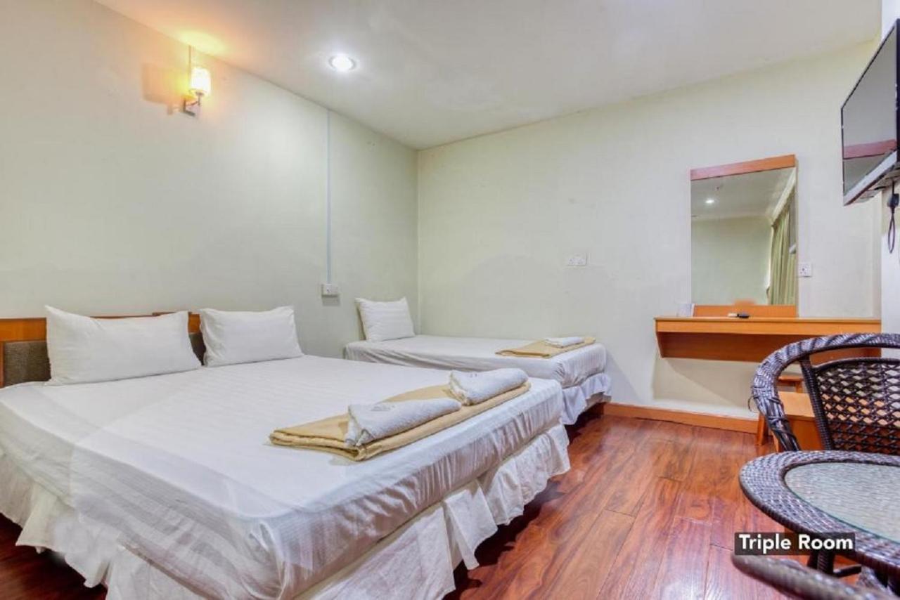 Hotel Sri Malim Tanjong Malim Kültér fotó