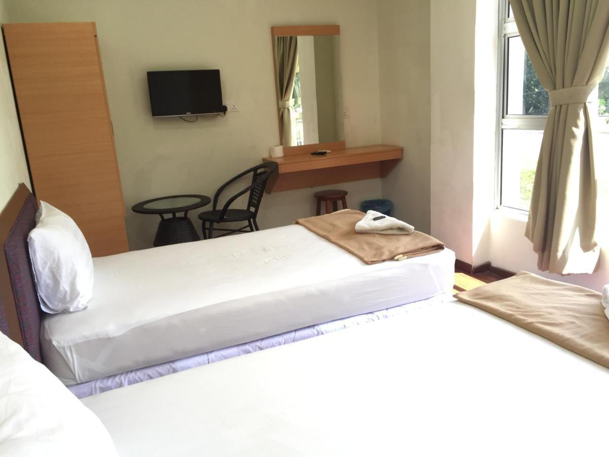 Hotel Sri Malim Tanjong Malim Kültér fotó