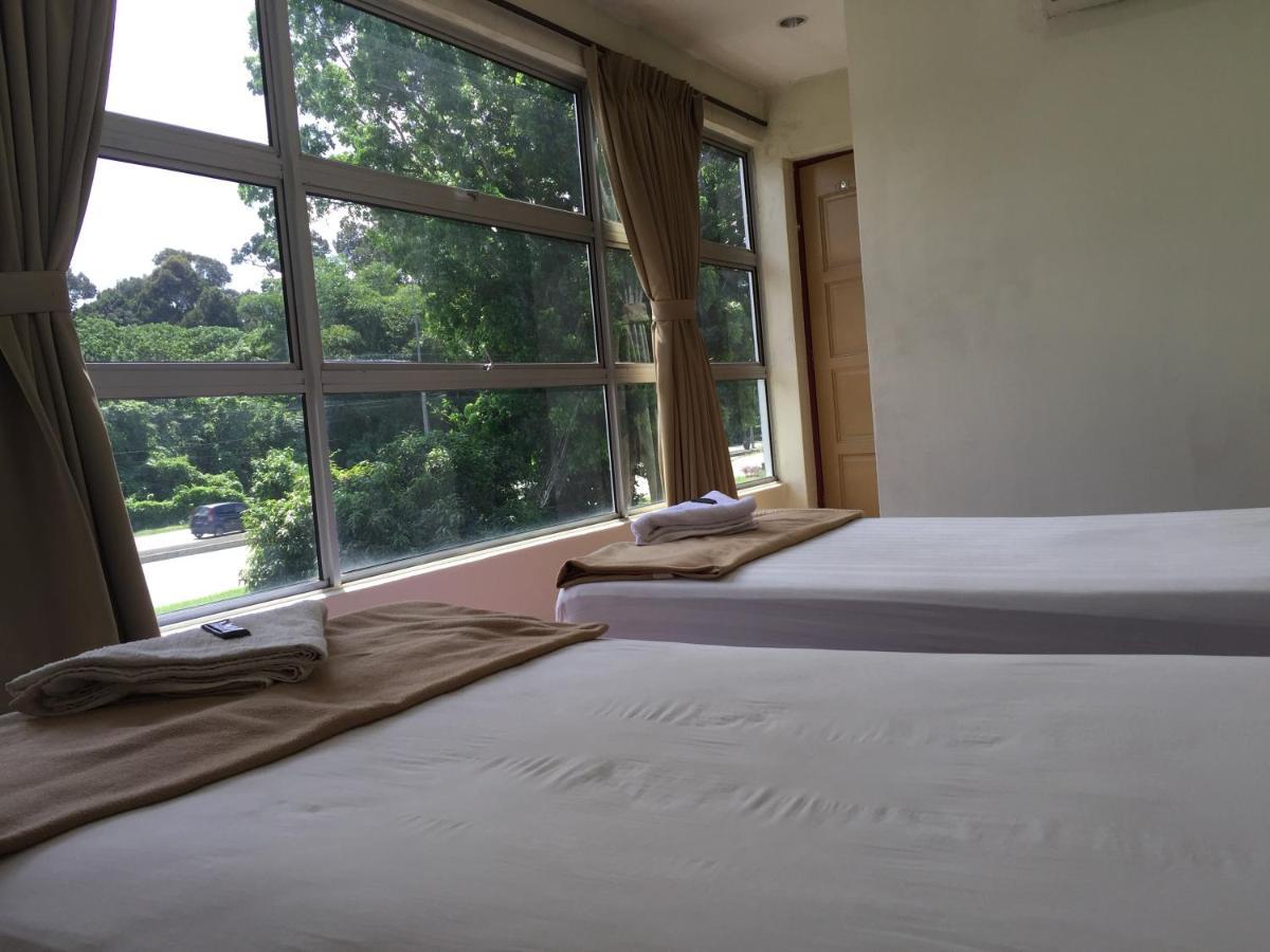 Hotel Sri Malim Tanjong Malim Kültér fotó