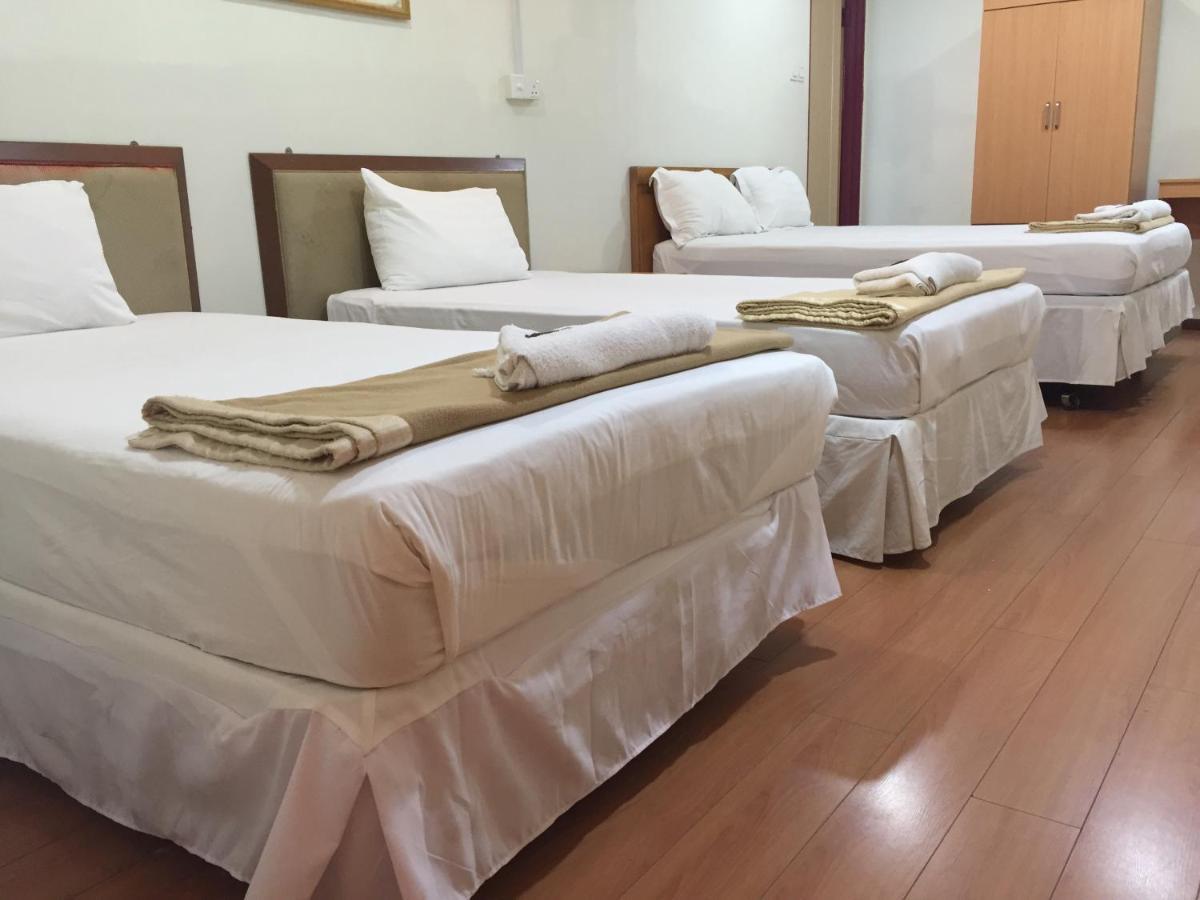 Hotel Sri Malim Tanjong Malim Kültér fotó