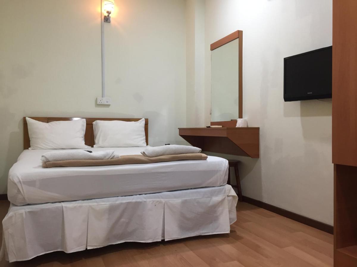 Hotel Sri Malim Tanjong Malim Kültér fotó